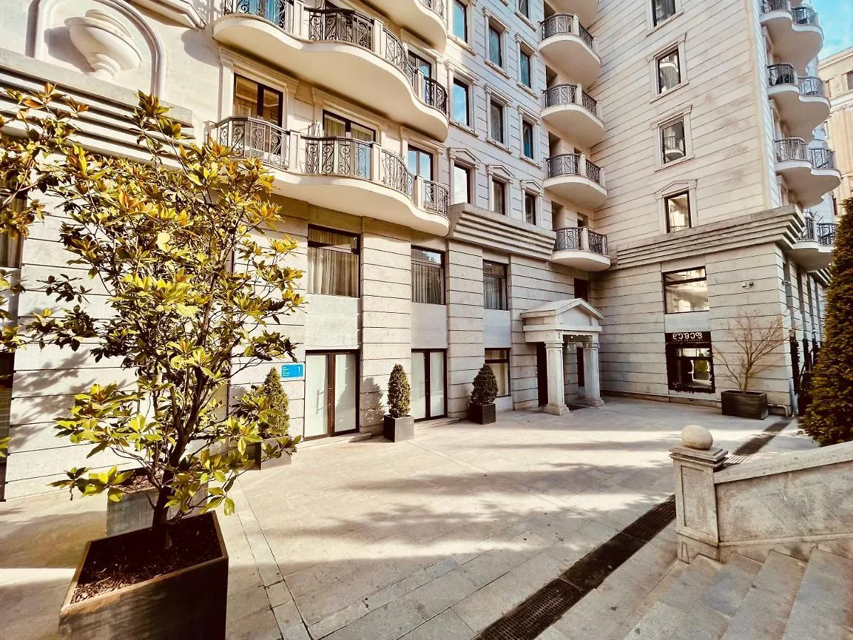 Apartment In Downtown 