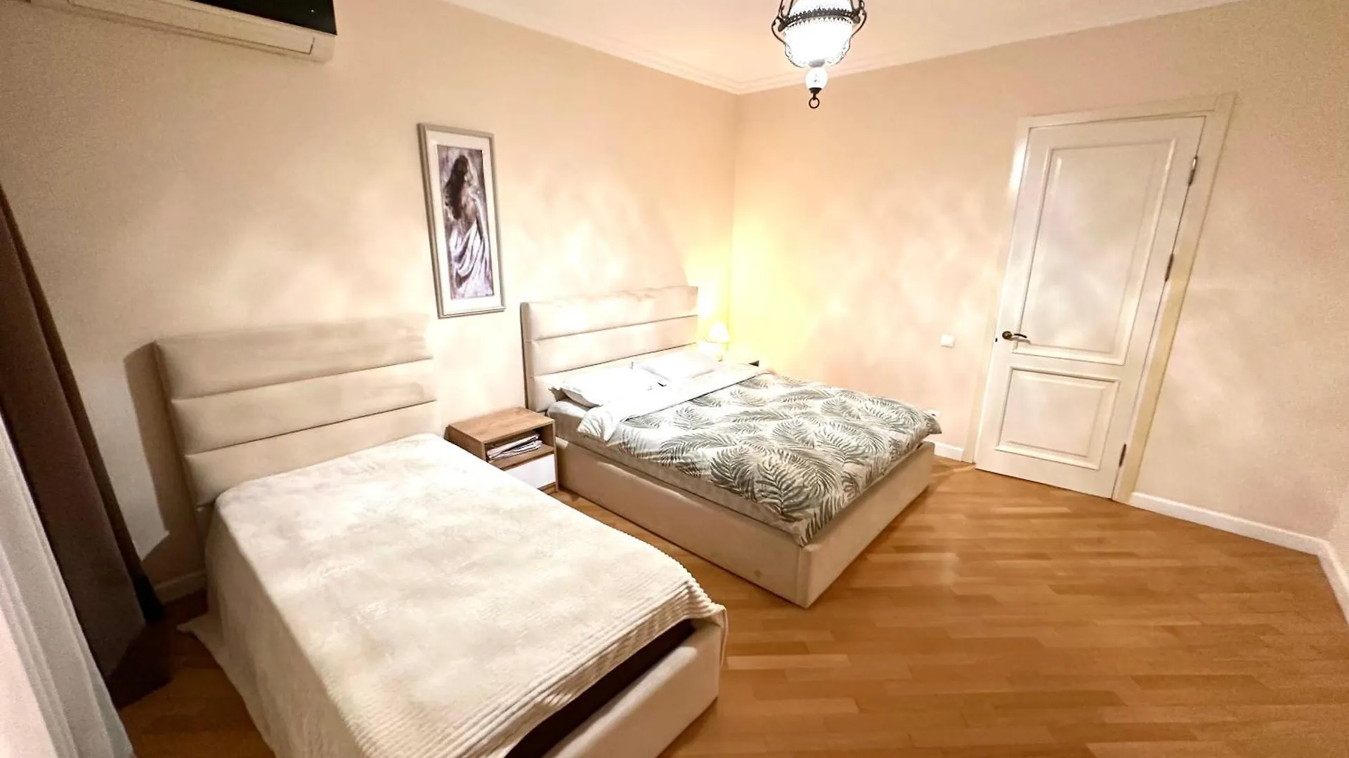 Apartment In Downtown 